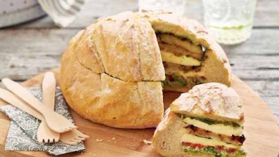 Suzuki_Caprese_picnic_loaf.jpg