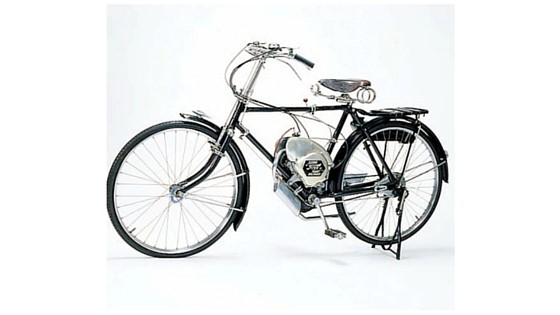 Suzuki's first cycle leading to the invention of the motorcycle