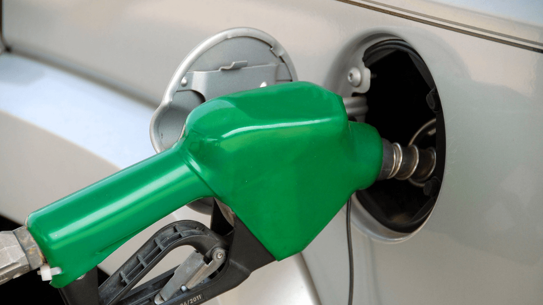 How much am I spending this month on fuel with the changing fuel price? [Calculator]