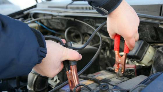 How to jump start your car [infographic]