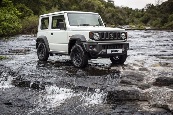 Suzuki Jimny offroad