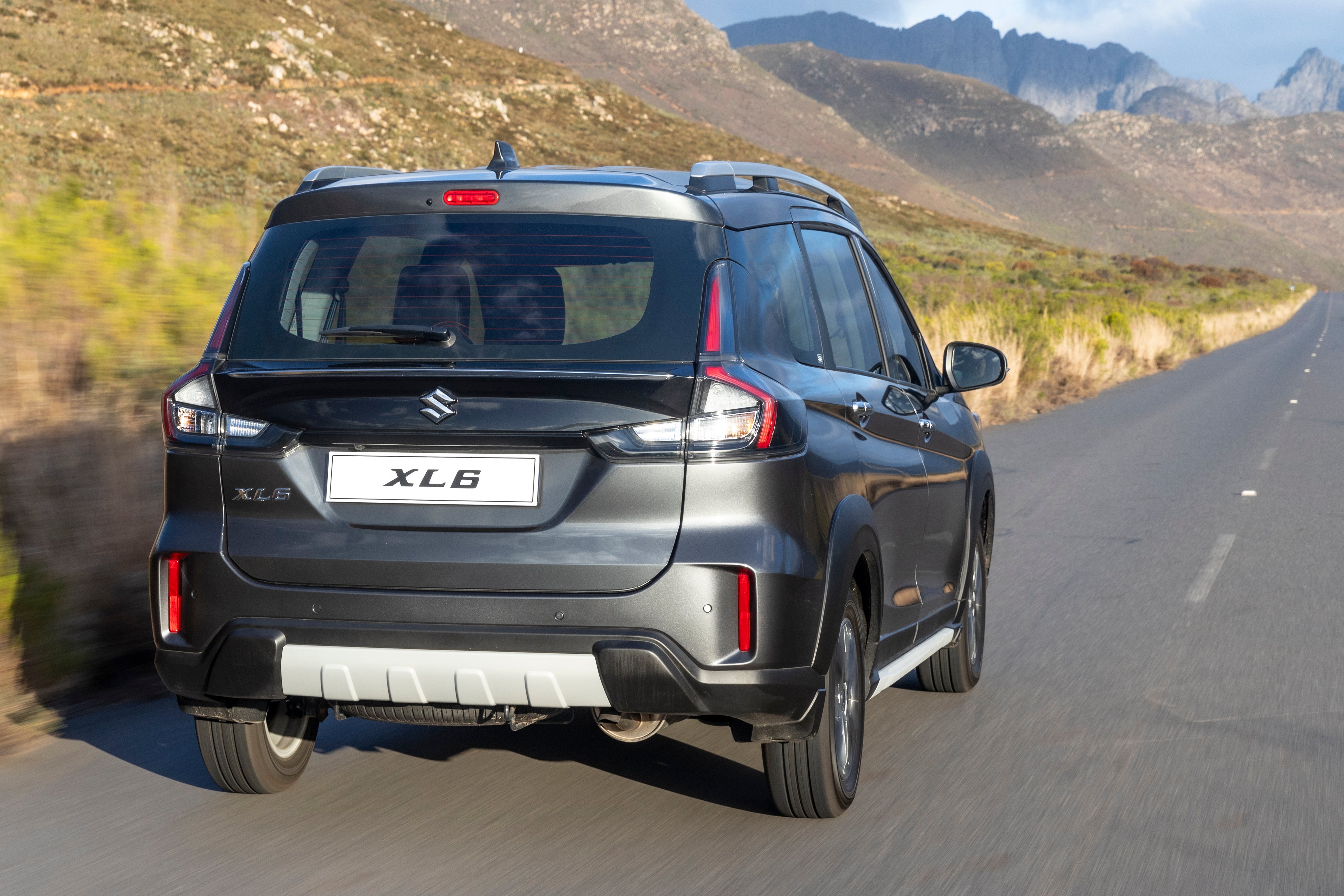 Suzuki XL6