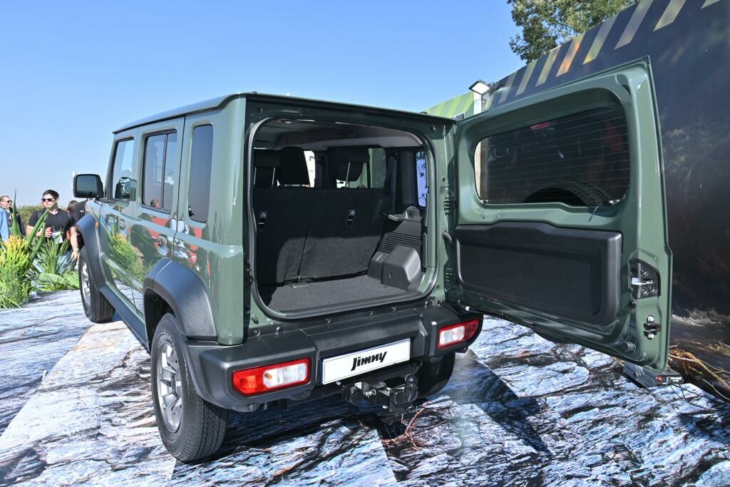 Jimny Back Opened