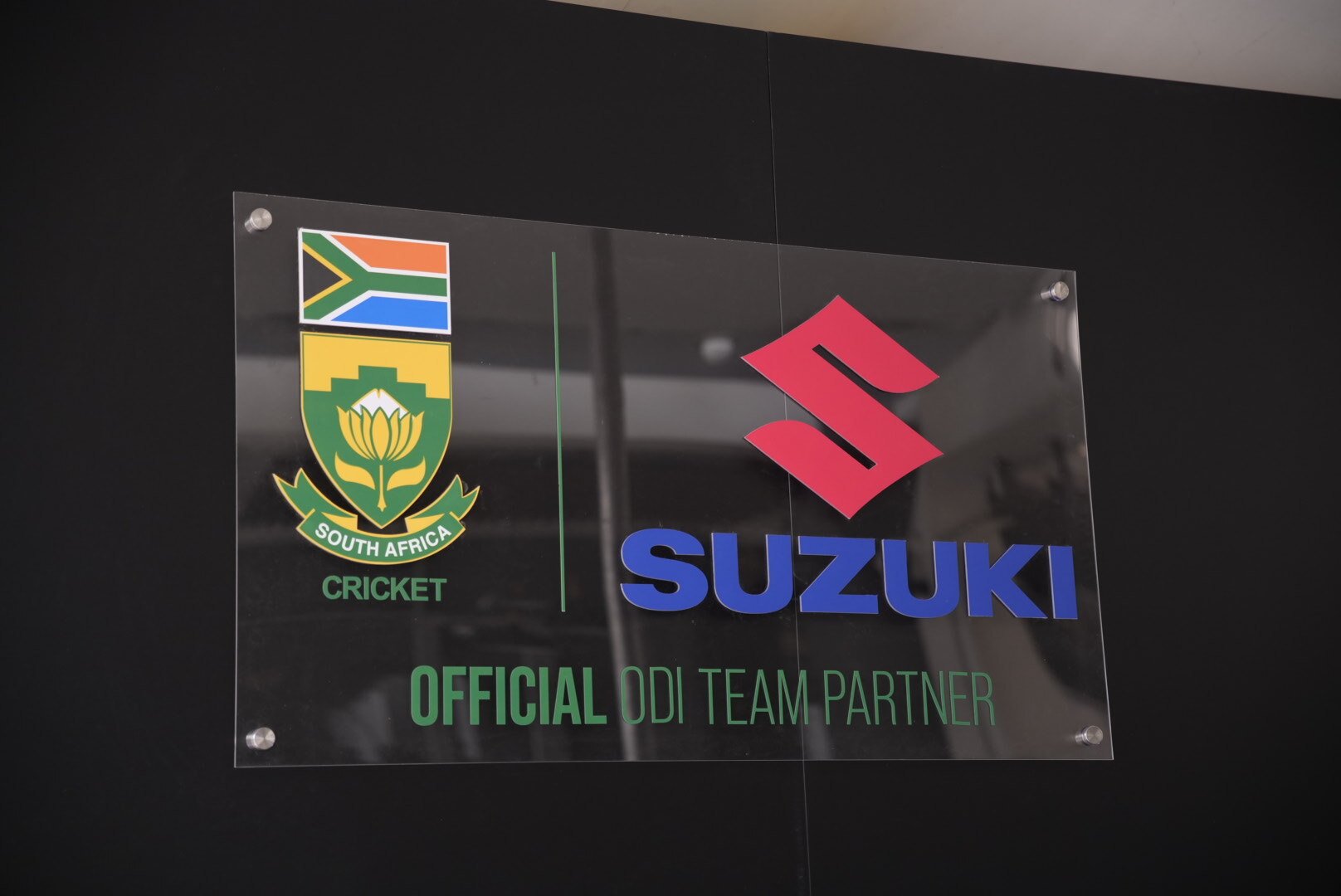 Suzuki Auto South Africa and Proteas Women logo plaque