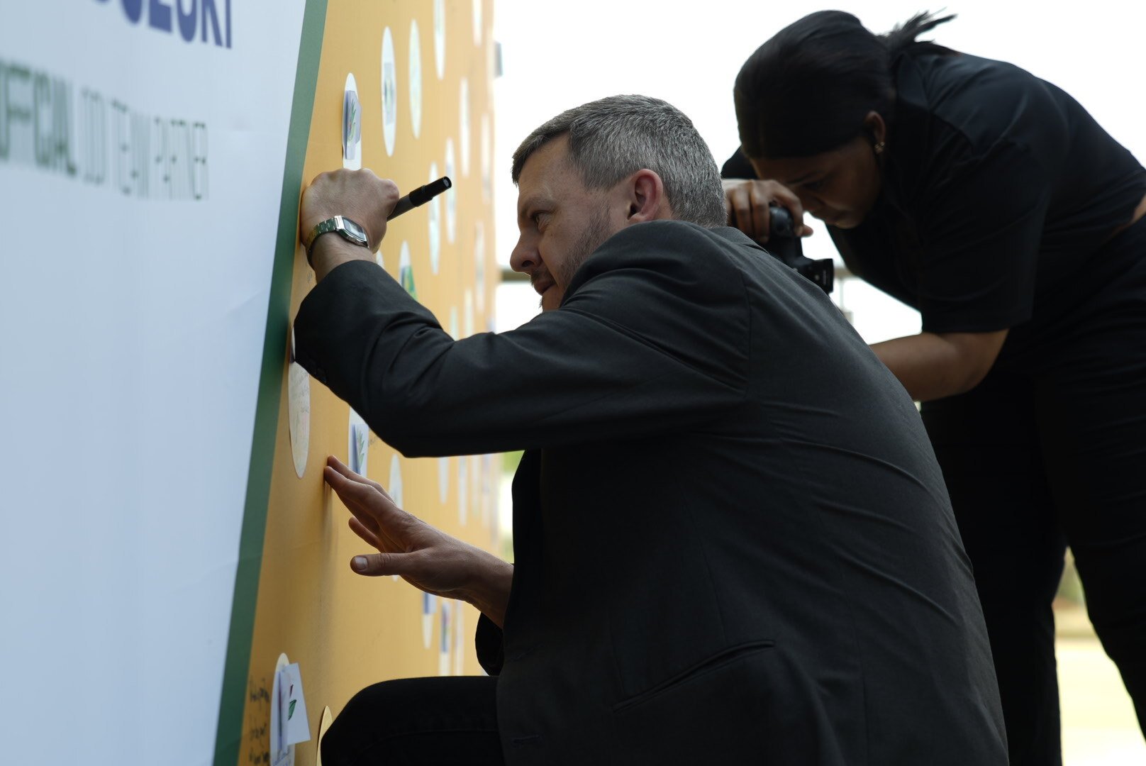 Brendan Carpenter signing wall 